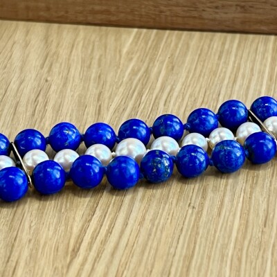 Bracelet 3 rangs en or jaune, perles de culture et lapis lazuli