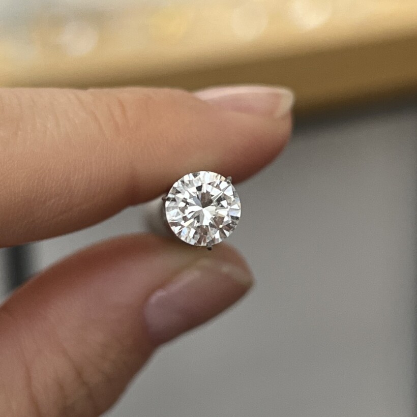 Diamant moderne de 1,12 carat extra blanc F VVS1