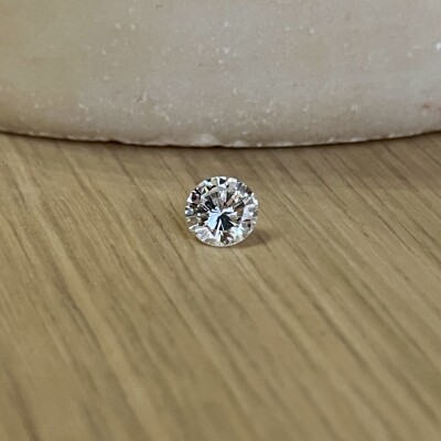 Diamant moderne de 1,04 carat blanc exceptionnel D VVS1