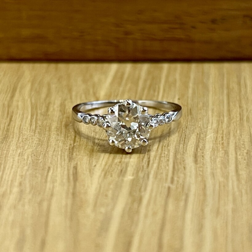 Solitaire en or blanc, diamant de taille ancienne de 1,60 carat blanc H SI et diamants