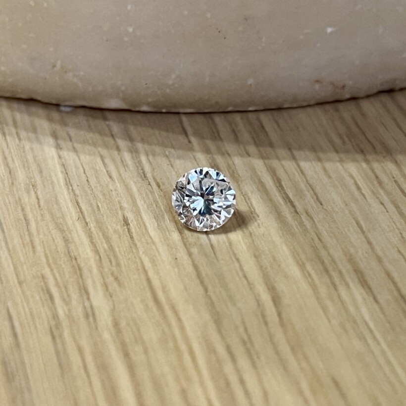 Diamant moderne de 1,09 carat blanc exceptionnel E SI1