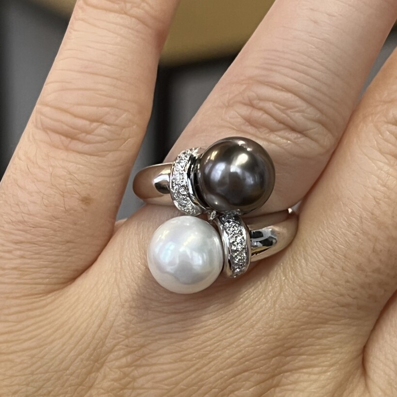 Bague Galaxy en or blanc, perle de Tahiti, perle de culture et diamants