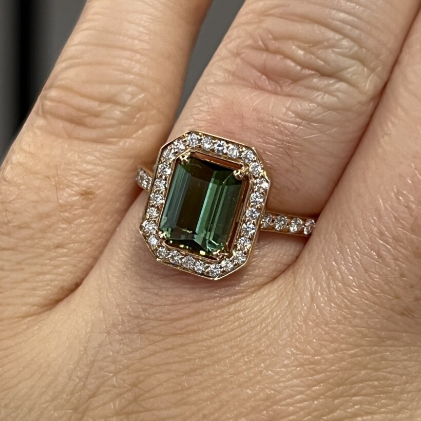 Bague San Marco en or rose, tourmaline verte de taille émeraude de 1,77 carat et diamants