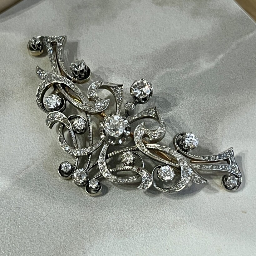 Broche pendentif Art Nouveau en or, platine, diamants de taille ancienne et diamants de taille rose vers 1900