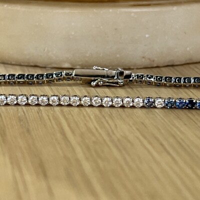 Bracelet Idylle en or blanc, saphirs et diamants