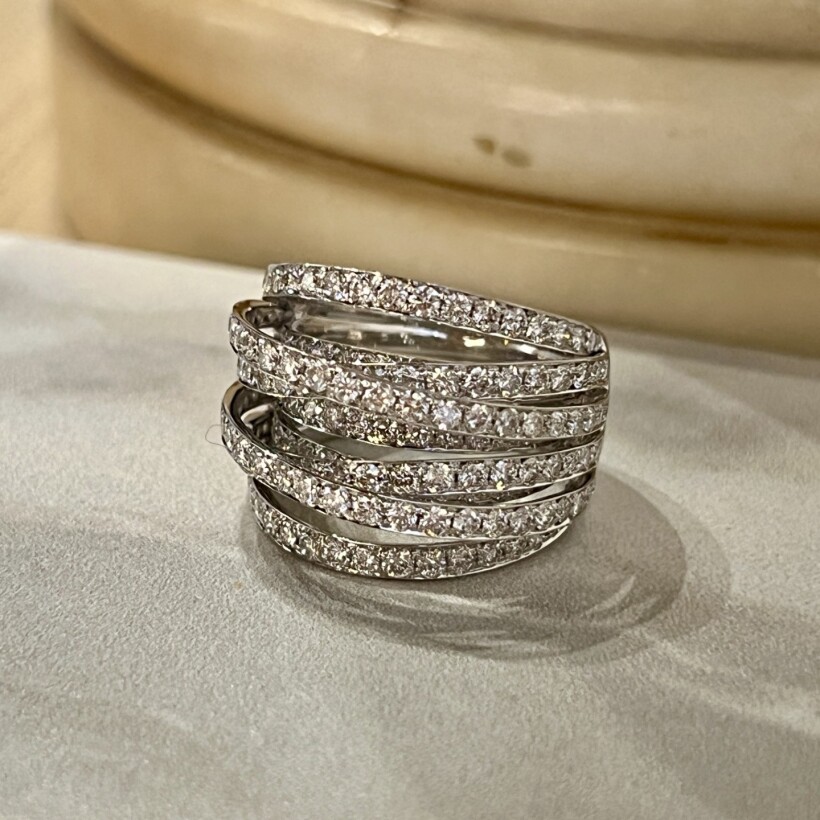 Bague Curve en or blanc et diamants