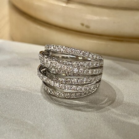 Bague Curve en or blanc et diamants