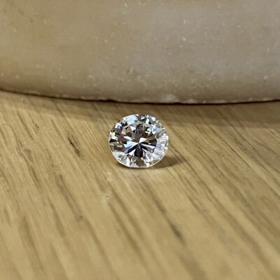 Diamant moderne de 1,84 carat blanc G SI2