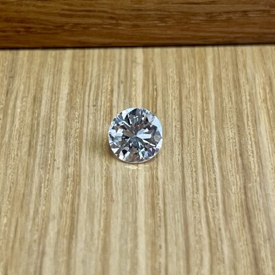 Diamant moderne de 1,84 carat blanc G SI2