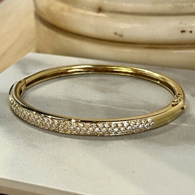 Bracelet Jonc en or jaune de 19,74 grammes et diamants pour 1,50 carat