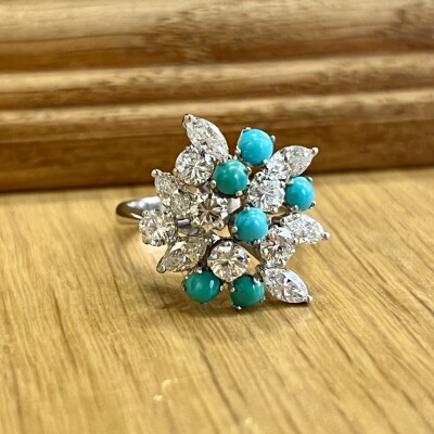 Bague en or blanc, turquoises, diamants de taille marquise pour 1,20 carat et diamants pour 1,20 carat