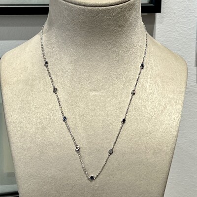 Collier Mini Diams en or blanc, saphirs et diamants