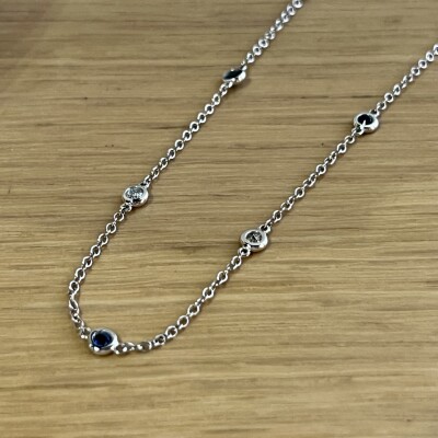Collier Mini Diams en or blanc, saphirs et diamants