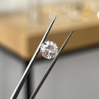 Diamant moderne de 1,20 carat blanc exceptionnel E VVS2