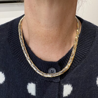 Collier bicolore maille plate en or jaune et en or blanc de 39,73 grammes