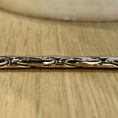Collier bicolore maille plate en or jaune et en or blanc de 39,73 grammes