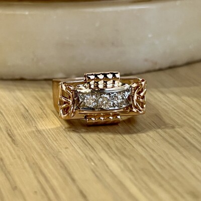 Bague Tank en or rose, platine et diamants pour 0,30 carat vers 1940