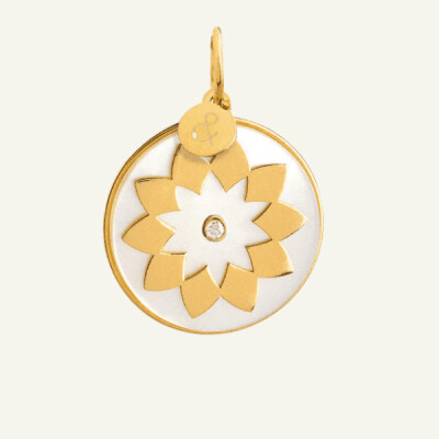 Médaille min&ral Joaillerie soleil nacre blanche et diamant
