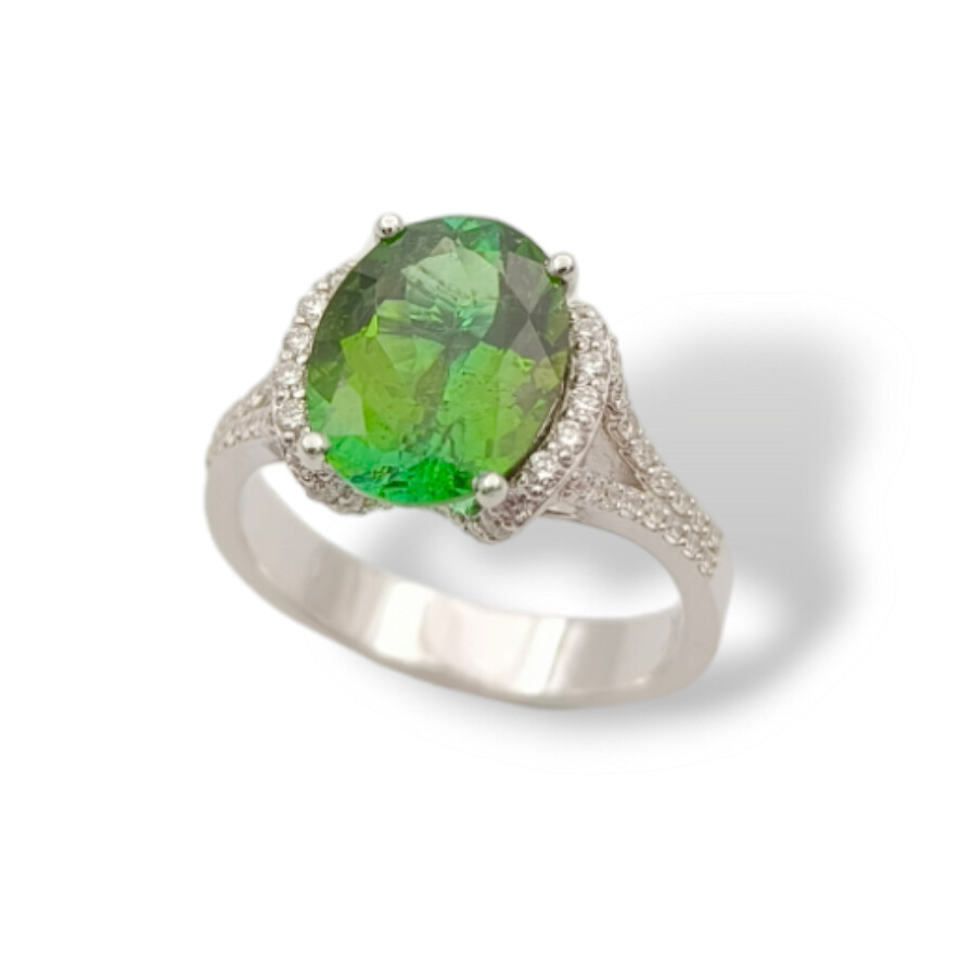 Bague or gris 750/1000, Tourmaline Verte,  Diamants