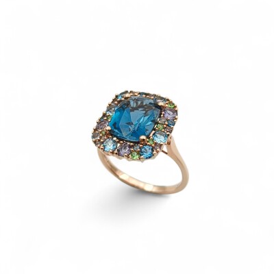 Bague Isabelle Langlois en or rose, topaze Bleu london et iolite