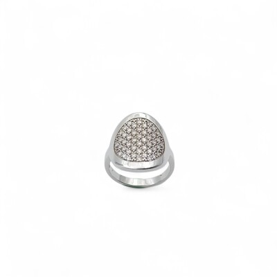 Bague Clozeau en or blanc et diamants