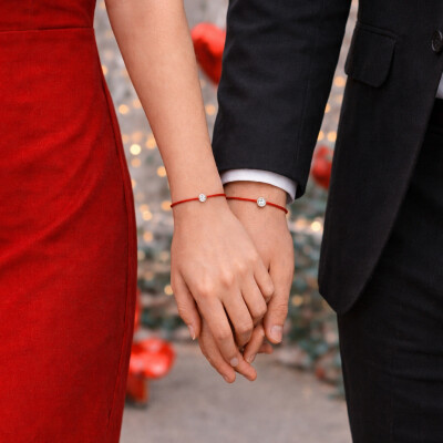 Bracelet SOLO SHINE - diamant monté sur or blanc et cordon rouge