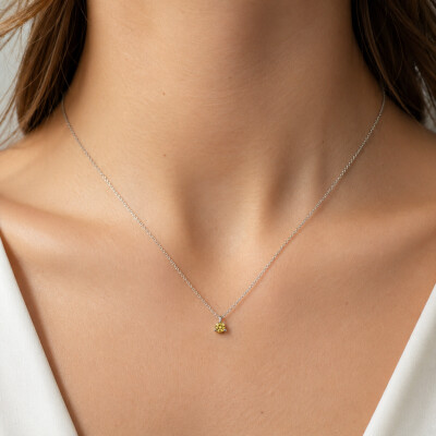 Collier solitaire diamant jaune