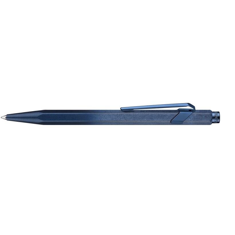 Stylo Bille CARAN D'ACHE 849™ COSMIC BLUE Bleu – Édition Spéciale