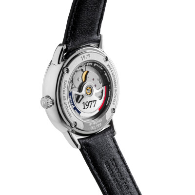 Montre 1977 Edmond Automatique 40mm Cadran bleu glacier, cuir noir