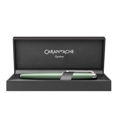 Stylo Plume CARAN D'ACHE LEMAN Vert de gris M - Edition spéciale