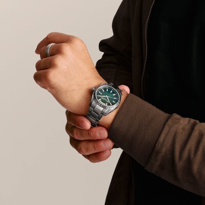 Montre Rebel at Heart Revive 40 mm en acier inoxydable vert fumé, motif gravé