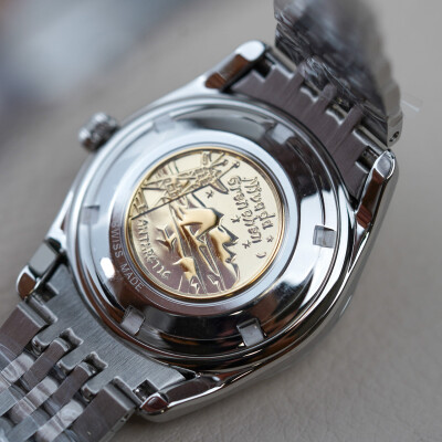 ANTARCTIC 38mm - EGGSHELL BEIGE LUMINOVA