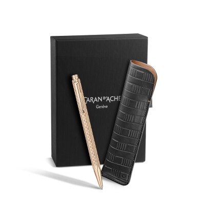 Set Stylo Bille CARAN D'ACHE Ecridor™ Damier Doré Rose & Étui en Cuir Noir