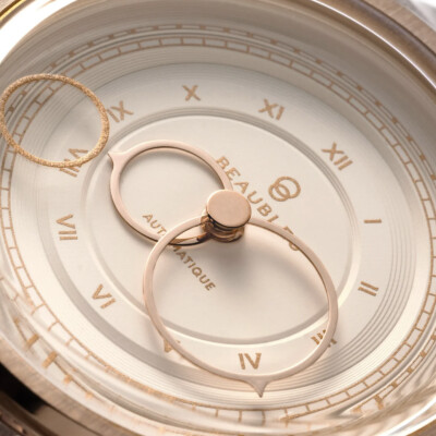 Montre BeauBleu La Pièce N.1 champagne bracelet en cuir cognac grainé