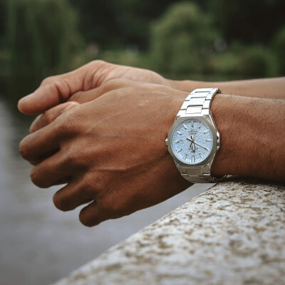 Montre EDIFICE EFR-S108DE-2AVUEF