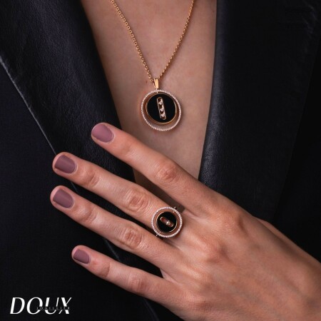 Collier Messika Lucky Move en or rose, diamants et onyx, MM