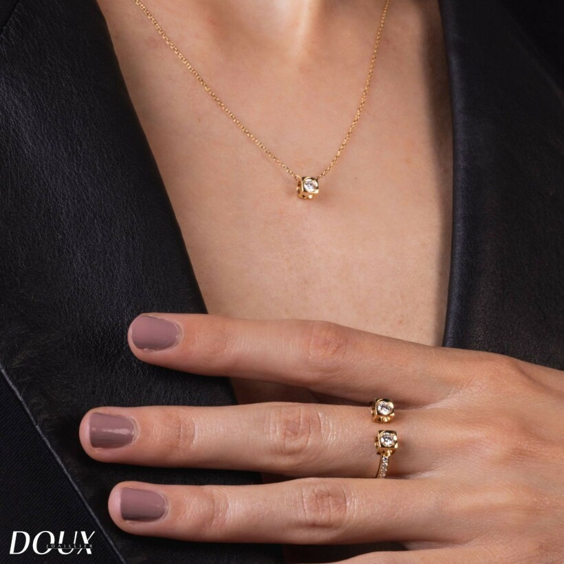 dinh van Le Cube Diamant necklace, medium size, yellow gold, diamond