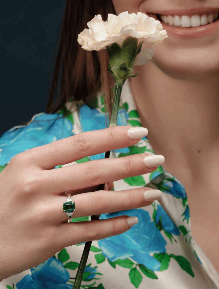 Bague Emeraude de la maison Dubail