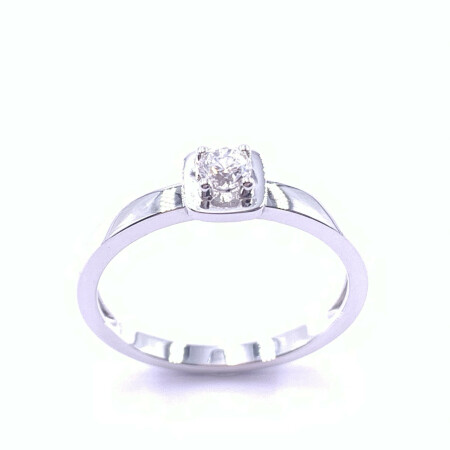 Solitaire en or blanc et diamant