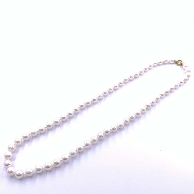 Collier perles de culture (diamètre 6.5/7mm) et fermoir en or jaune