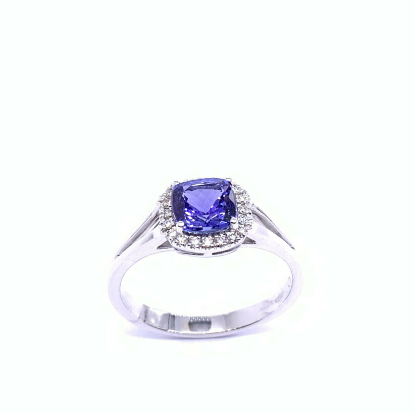 Bague en or blanc, tanzanite et diamants