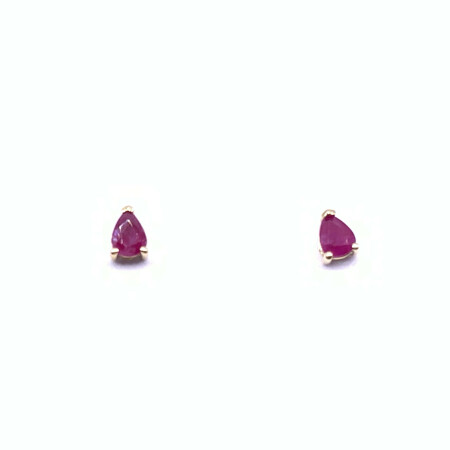 Boucles d'oreilles en or jaune et rubis