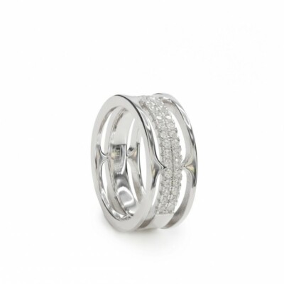 Bague en argent et oxydes de zirconium