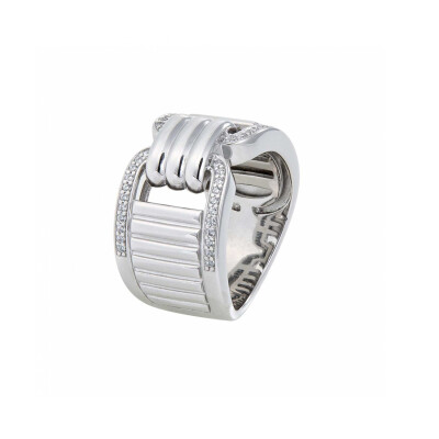 Bague en argent et oxydes de zirconium