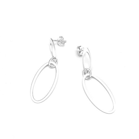 Boucles d'oreilles en argent composées de trois cercles de différentes tailles