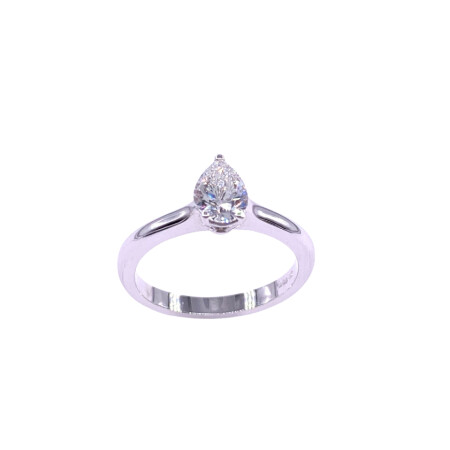 Solitaire en or blanc et diamant taille poire