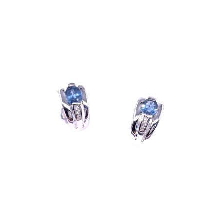 Boucles d'oreilles en or blanc, saphirs et diamants