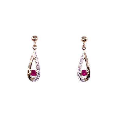 Boucles d'oreilles en or jaune, rubis et diamants