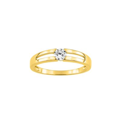 Bague en or jaune et oxyde de zirconium