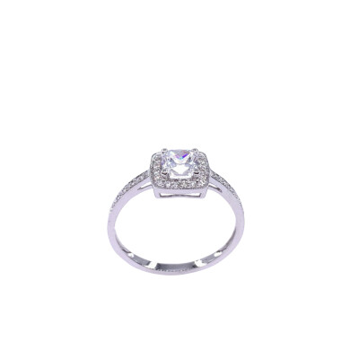 Bague en or blanc et oxydes de zirconium